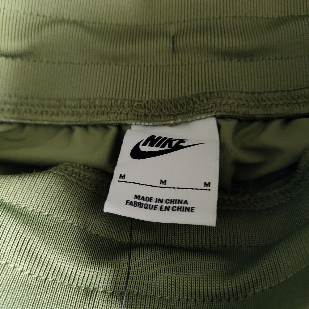 Nike Quick Dry Pants Like New! - Picture 4 of 10